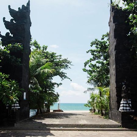 Donguri House Bali Panzió Jimbaran Kültér fotó