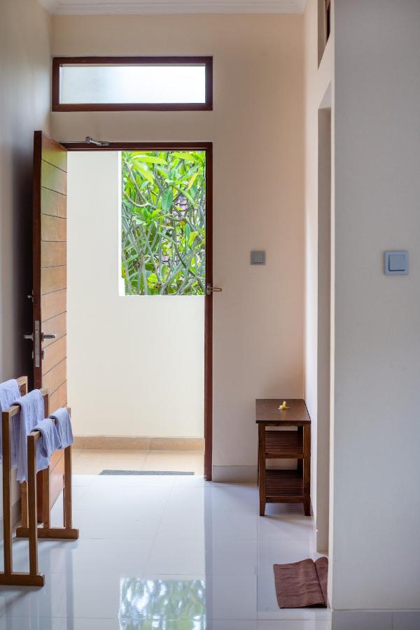 Donguri House Bali Panzió Jimbaran Kültér fotó